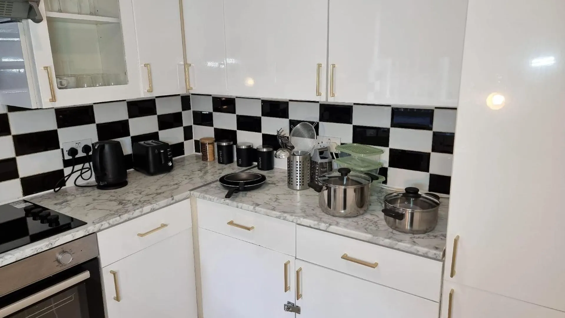 Century House Luxury Apartments London